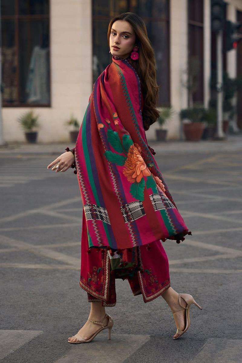 3Pc Embroidered Suit-RG533