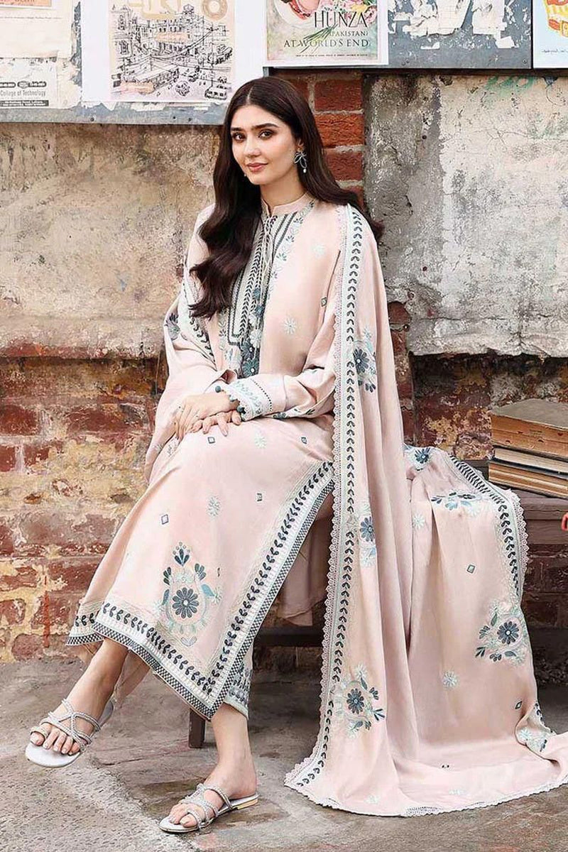 3Pc Embroidered Suit-RG542
